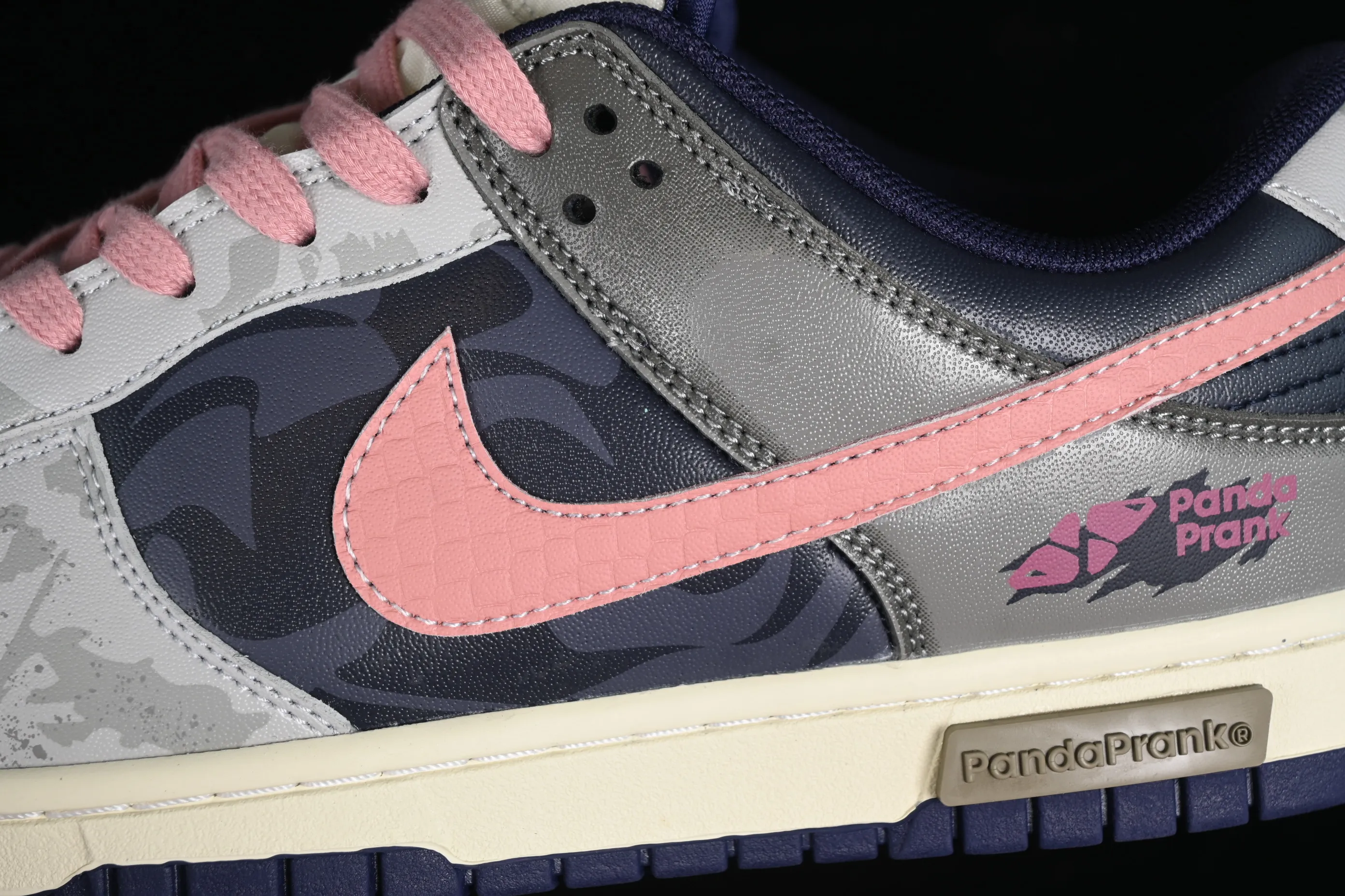 All Categories Nk SB Dunk Series Nk SB Dunk Low Low-top sneakers Nk Dunk Low Panda Prank-Pioneering Knight Heart of the Sand Purple Brown Pink SB Strappy Low-top Casual Shoes FV8106-181
